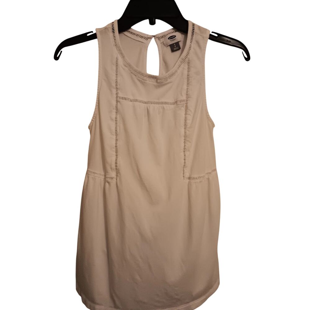 Old Navy Tank Top, Junior girls size small, White, Sleeveless, Cut Out, EUC